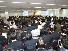 【写真】カンファレンスの様子